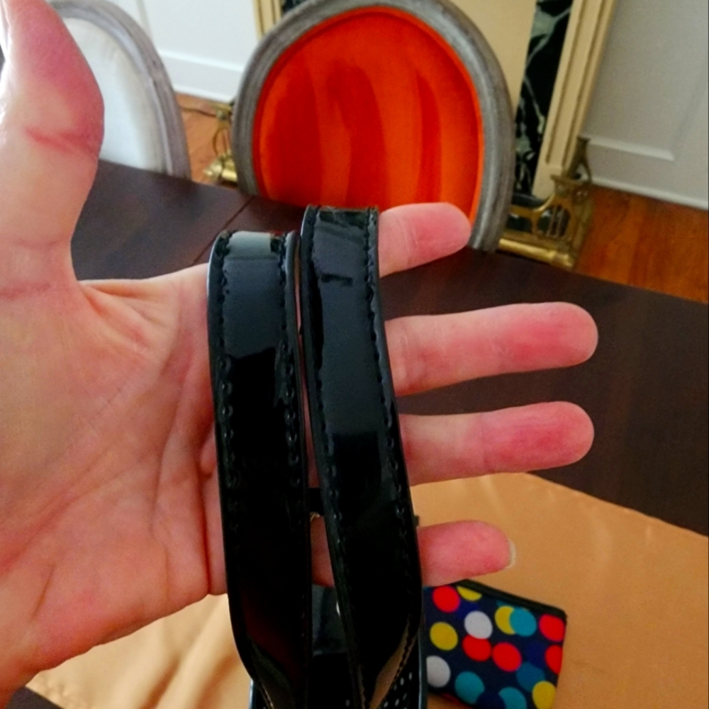 LuLu Vintage style polkadot  and patent leather shoulder bag